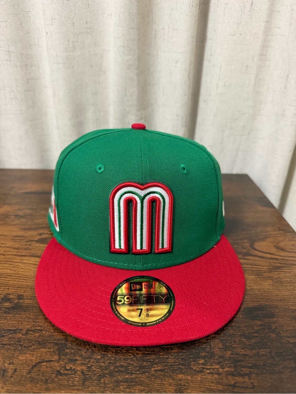 New Era Green & Red Men’s Baseball Cap with Retro 'M' Patch